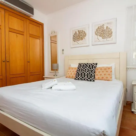 Quinta Do Paiva - Pool View & Apartment Albufeira